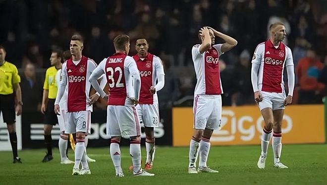 他总能让队 他总能让队