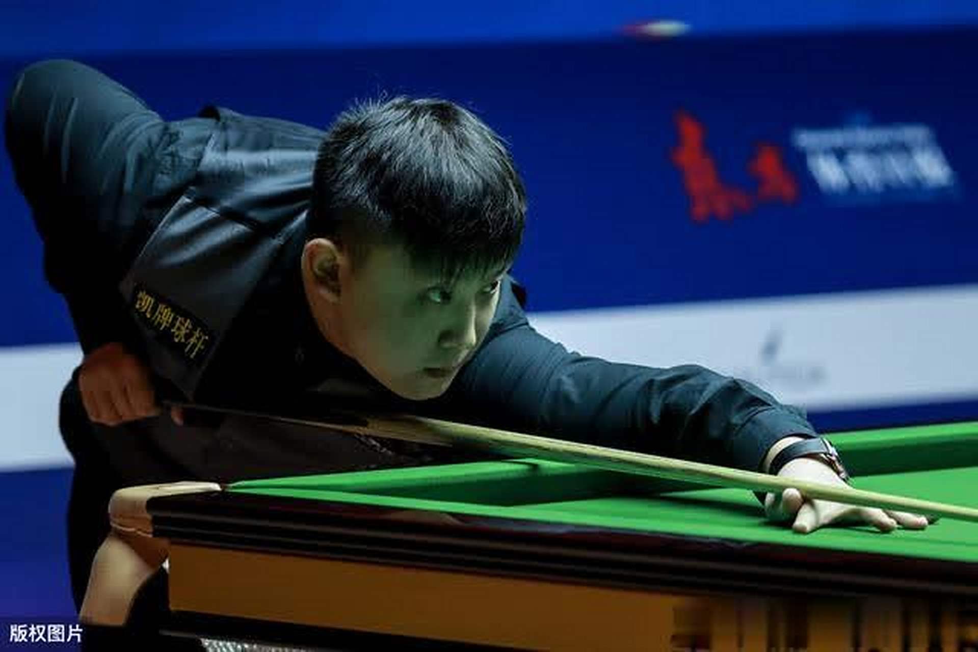 以及詹姆斯 以及詹姆斯